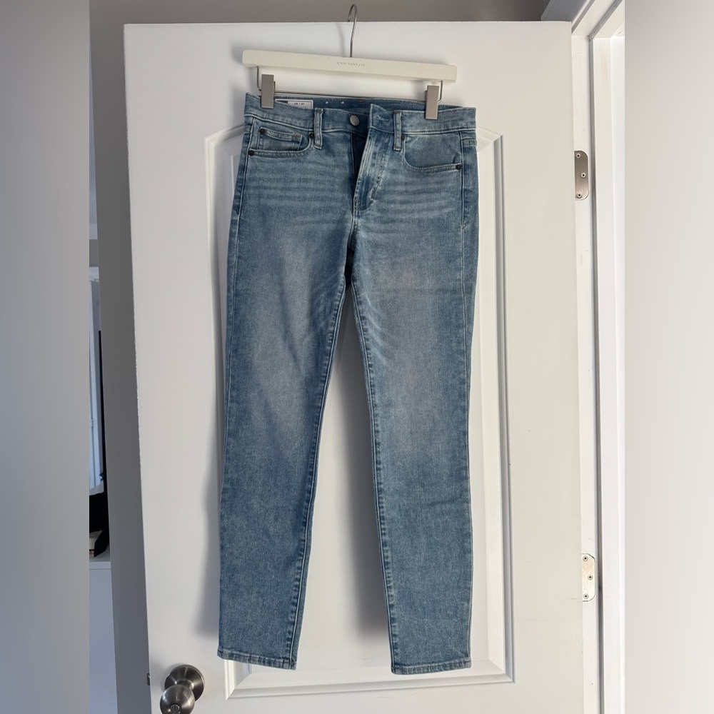Gap jeans size 28 R